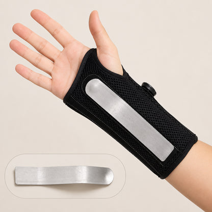 Handledsstöd med vridspänne och avtagbar aluminiumskena för extra stöd och stabilisering av handleden.