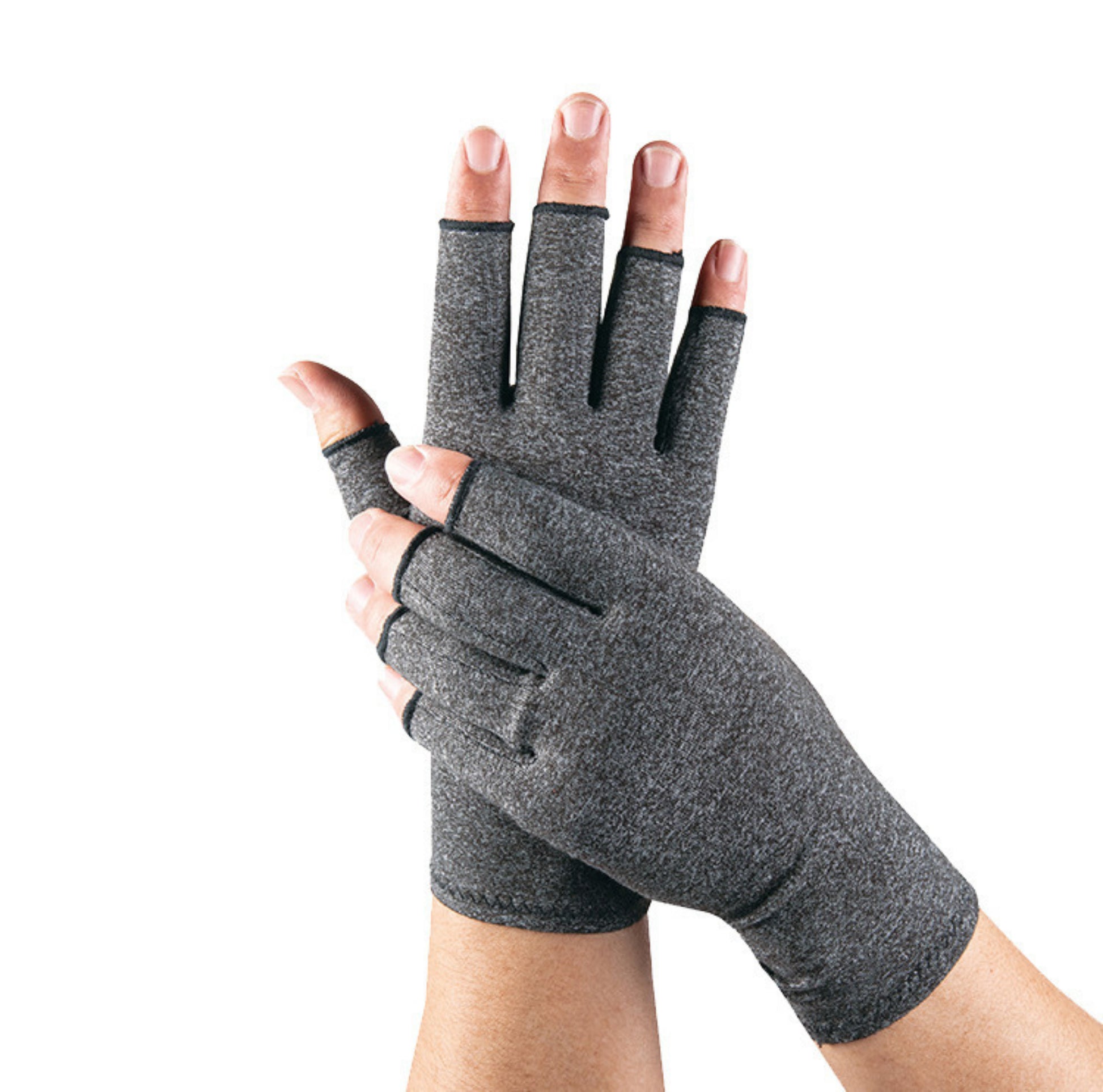 Grå kompressionshandskar utan fingertoppar som ger stöd och lindring vid artrit och stelhet i händerna.