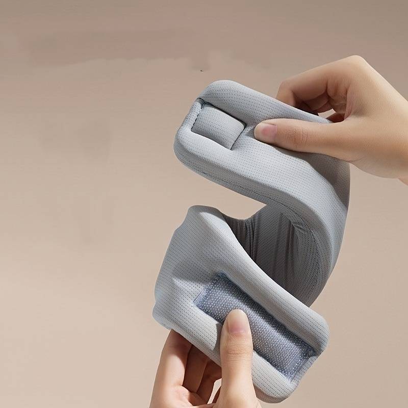 Formad insida som följer nackens konturer