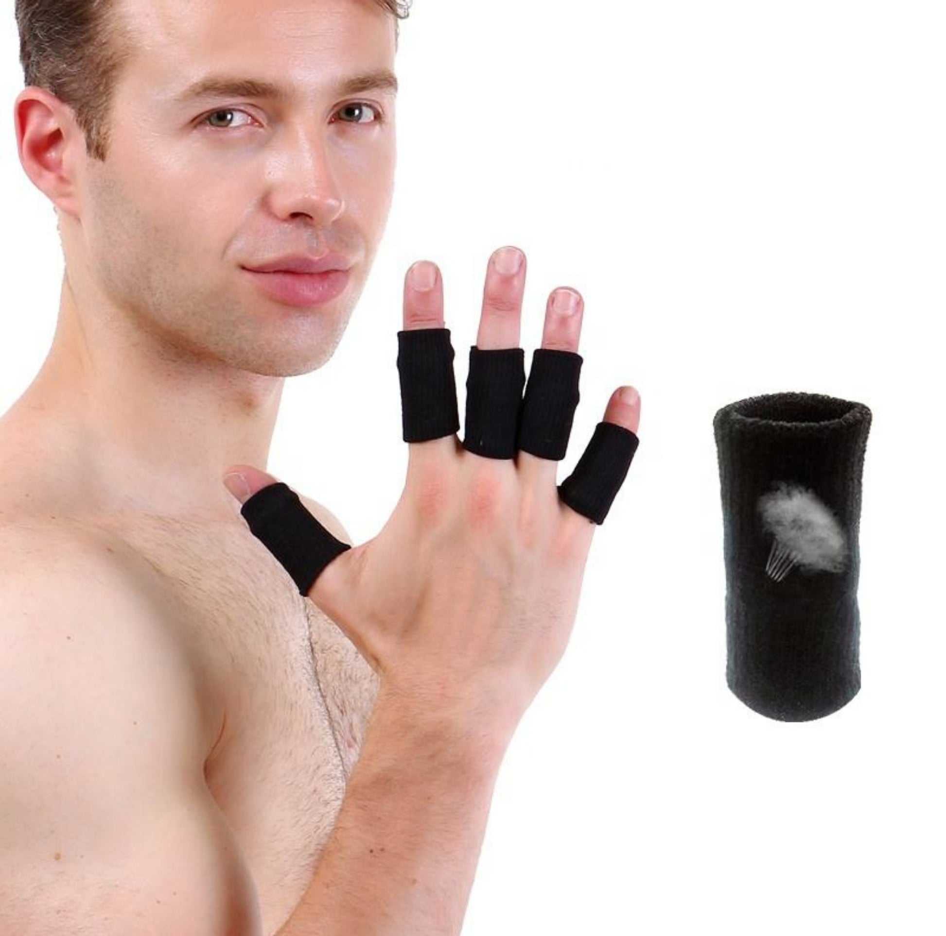 Man som bär svarta fingerkompressionshylsor på handen, med separat visning av en enskild hylsa.