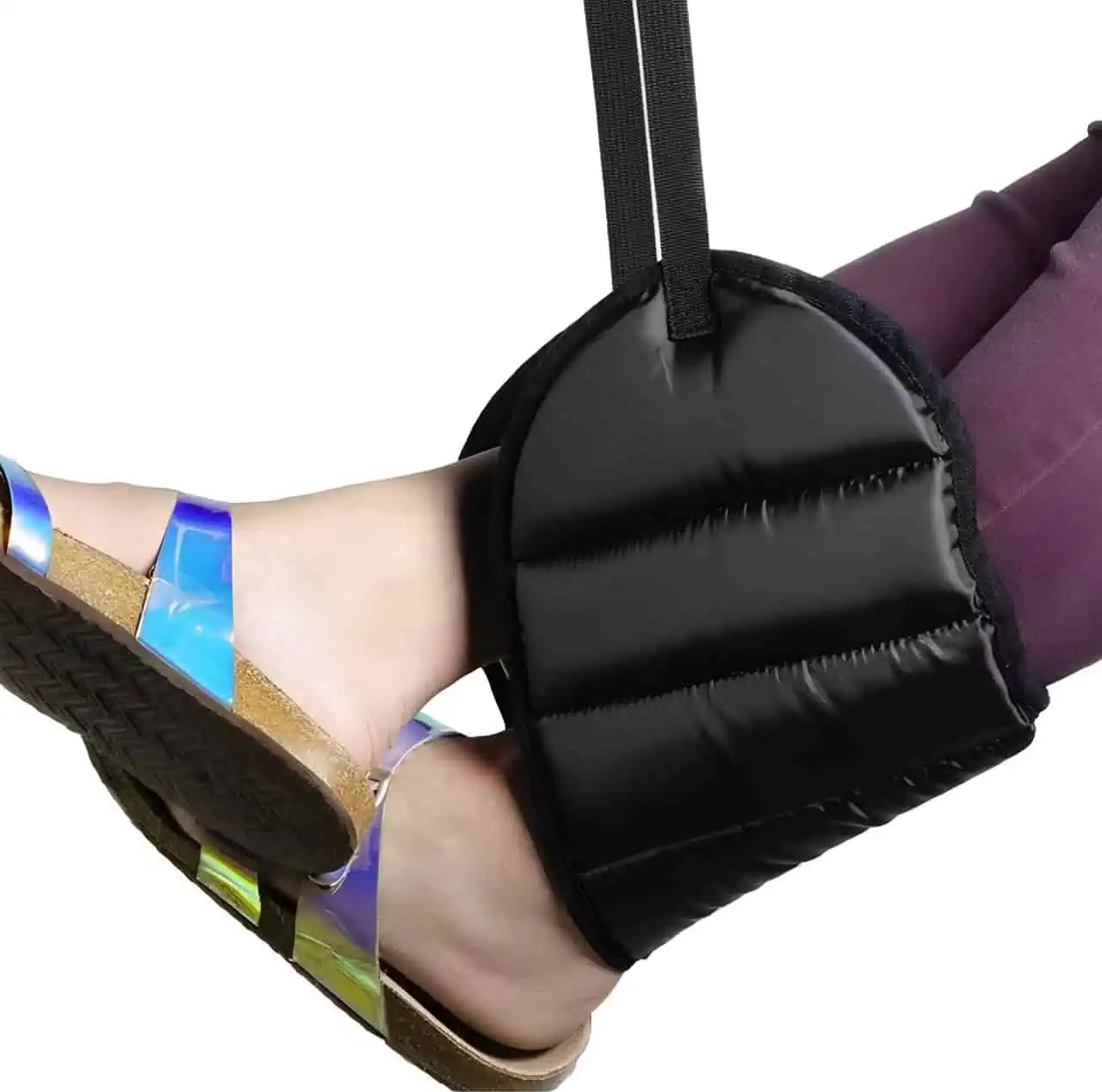 Fotstöd som hängs på flygstol för avlastning av fötter