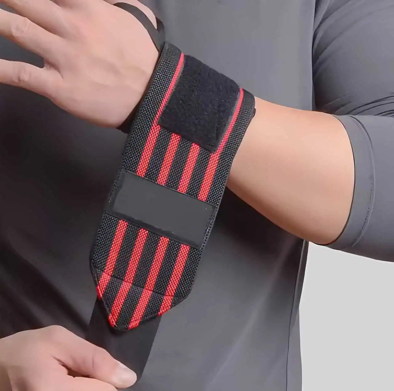 Handledsstöd för träning med justerbar kompression runt handleden
