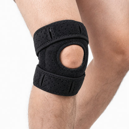 Knästöd med patellaöppning och justerbara remmar som ger stabilitet och avlastning för knäleden.