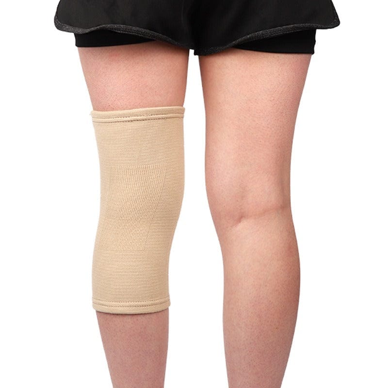 Knästöd buret under kläder med diskret utseende