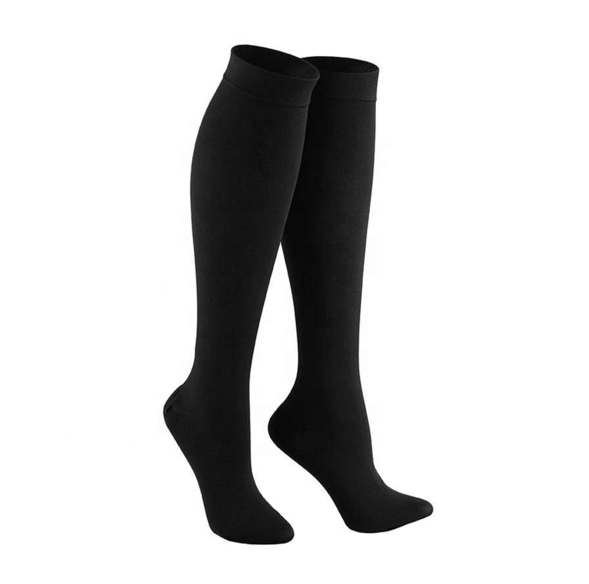 Svarta knähöga strumpor fotograferade fristående mot vit bakgrund.