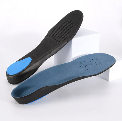 Skoinlägg visade från ovansida och undersida med markerat hälparti.