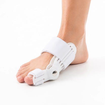 Stortåstöd vid hallux valgus med roterande led för justerbar positionering av stortån.