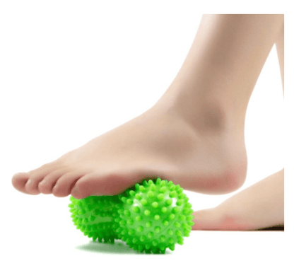 Taggig massageboll peanut som används under foten
